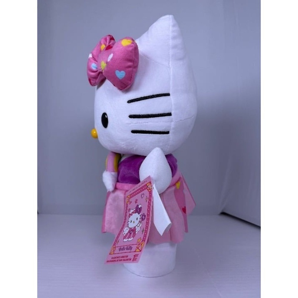 NWT -Hello Kitty Valentine Greeter holding Rainbow - 2026 - Picture 3 of 5